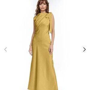 Jewel Badgley Mischka Gold Evening Gown